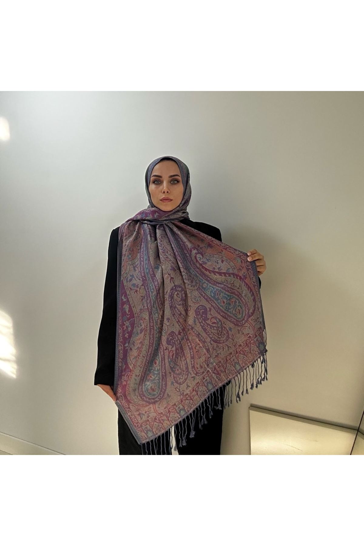 Etnik Desen Mavi Püsküllü Kaşmir Şal