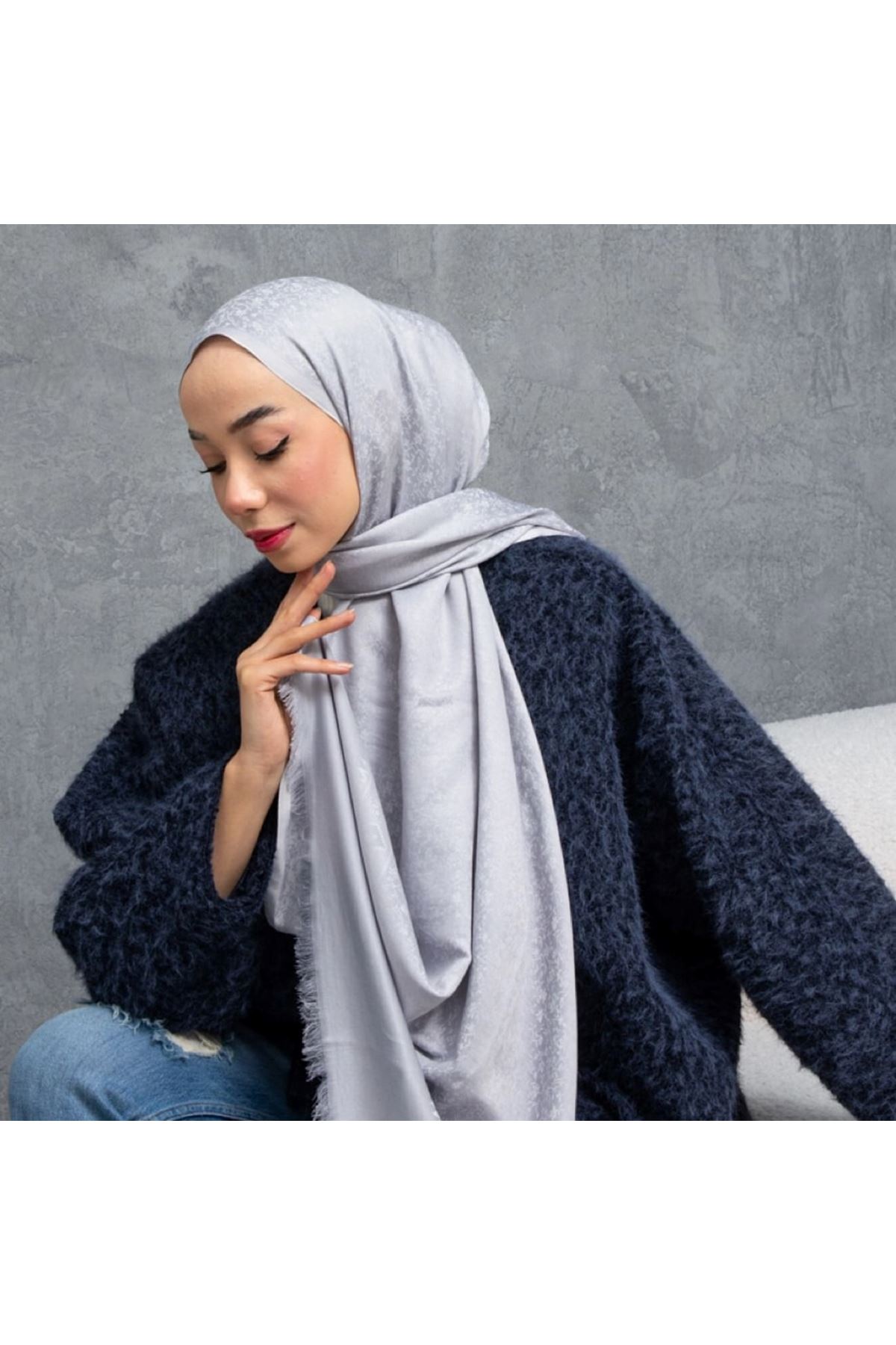 Çiçek Desen Çift Taraflı Şal