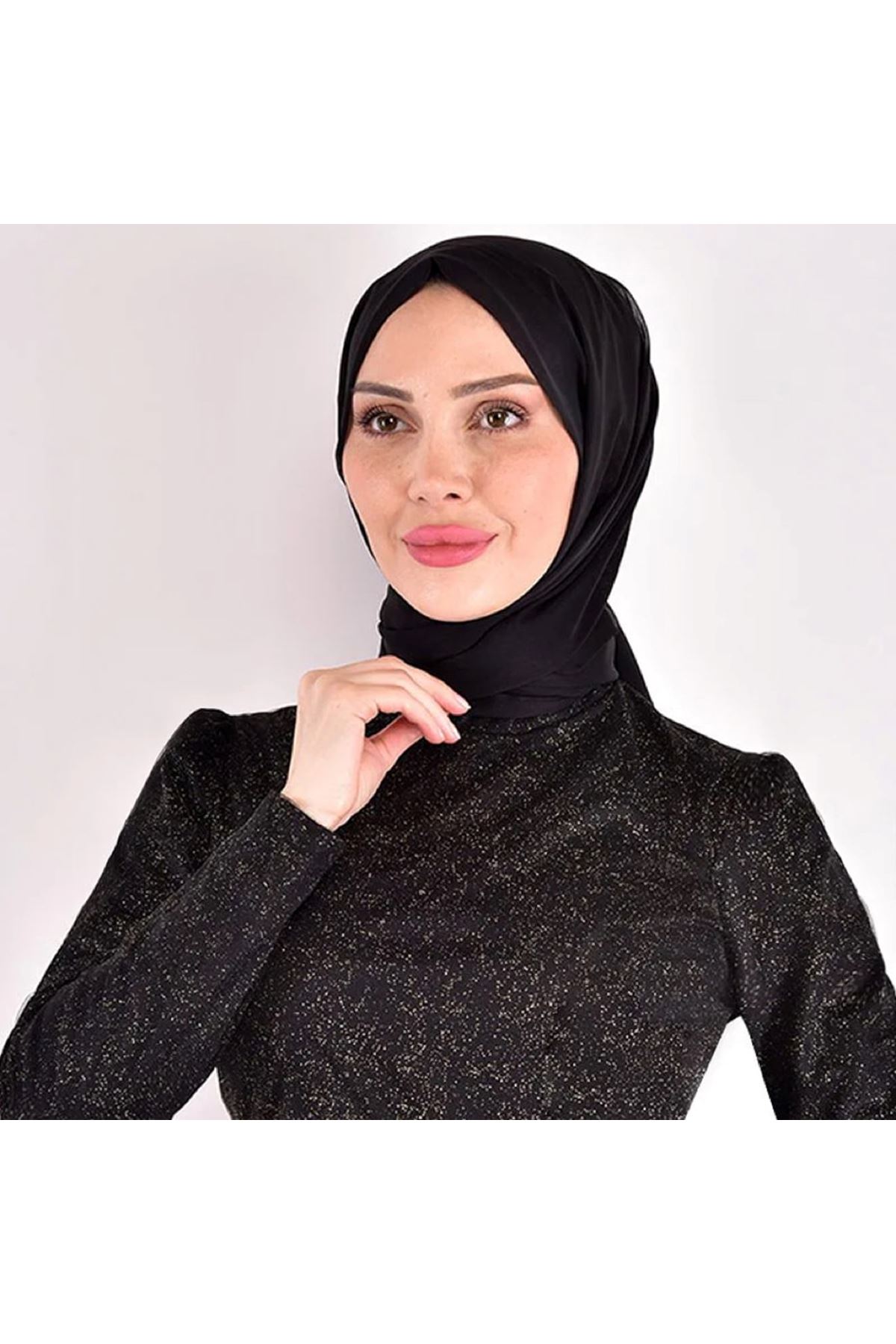 Eteği Katlı Tül Abiye Siyah