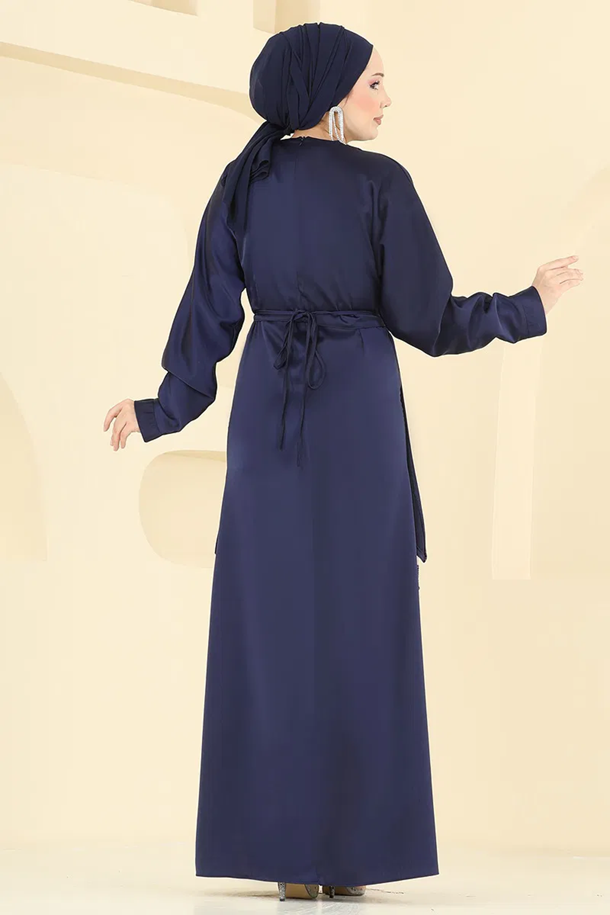 Tasarım Model Saten Takım Laci