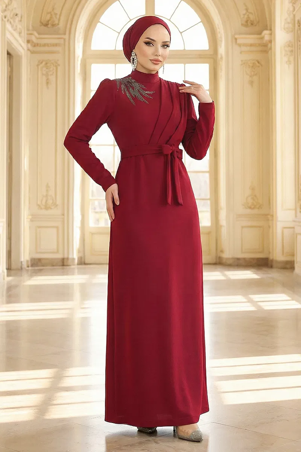 Önü Taş Detaylı Krep Abiye Elbise Bordo