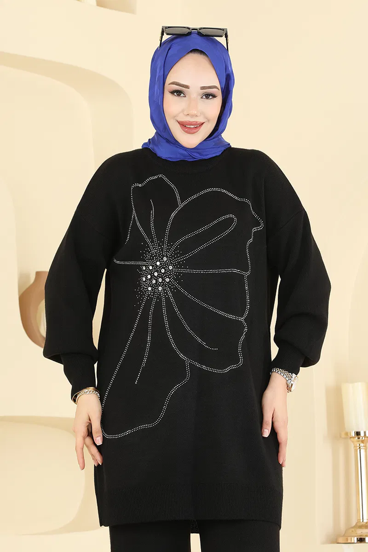 Taş Detaylı Triko Takım Siyah