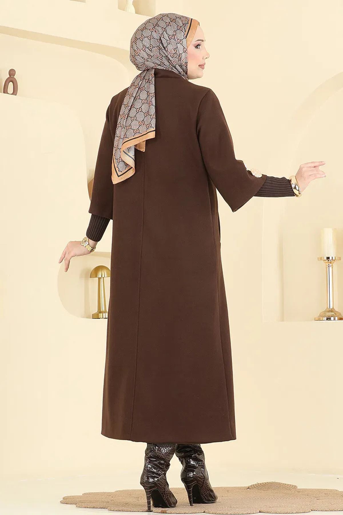 Gold Düğme Detaylı Kaban Kahve