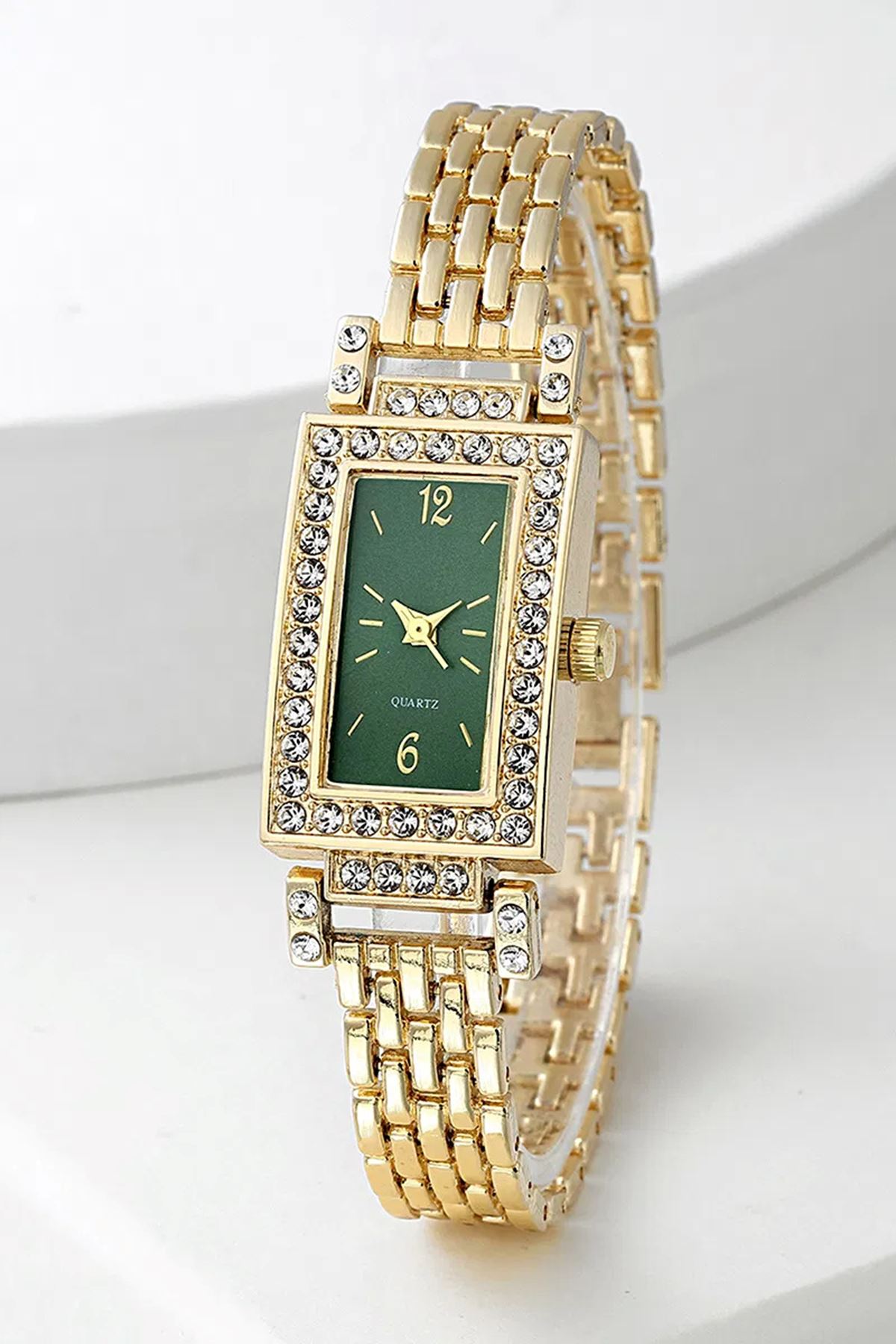 Taş Detaylı Kadın Kol Saati Gold&Zümrüt