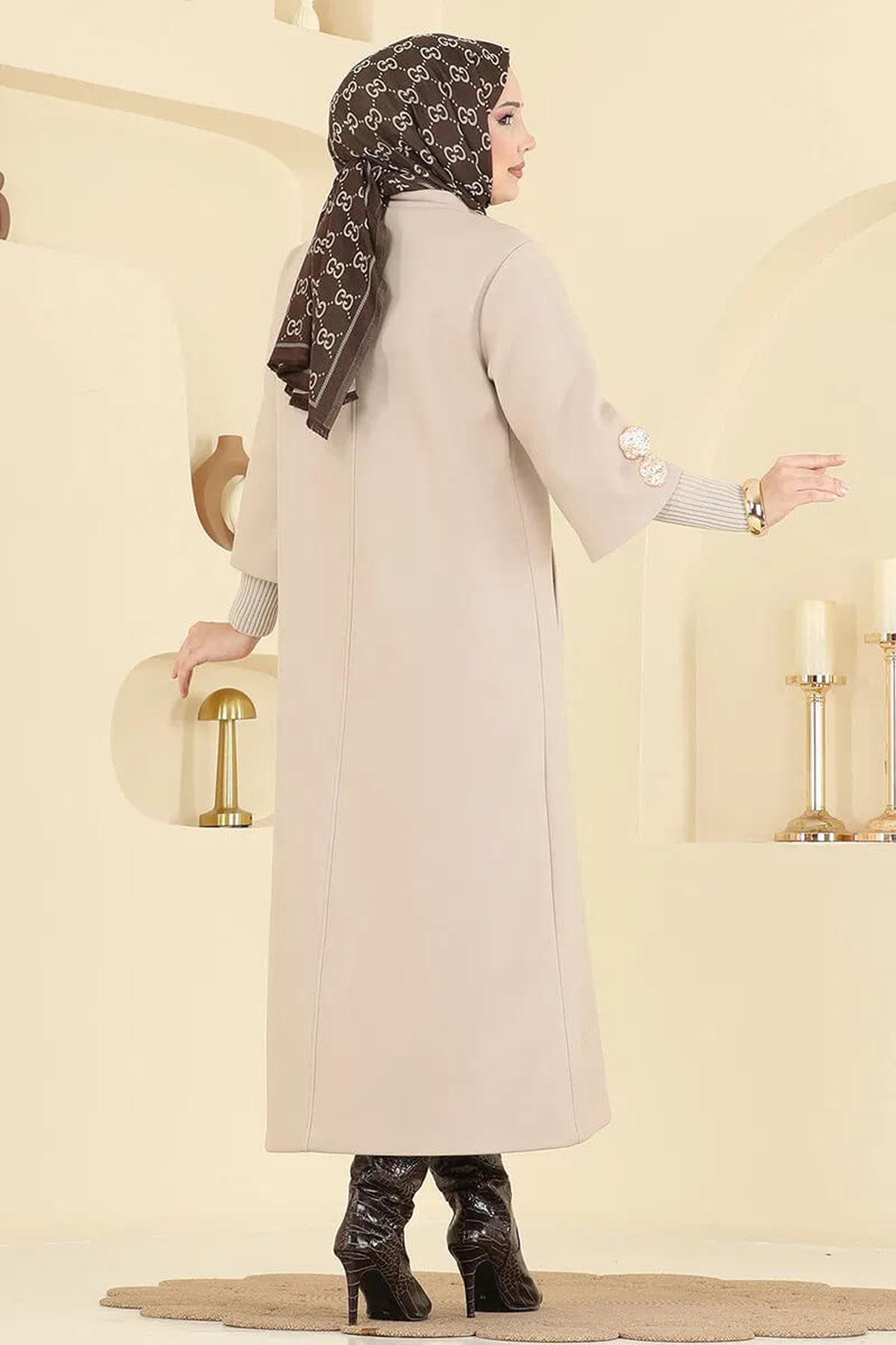 Gold Düğme Detaylı Kaban Vizyon