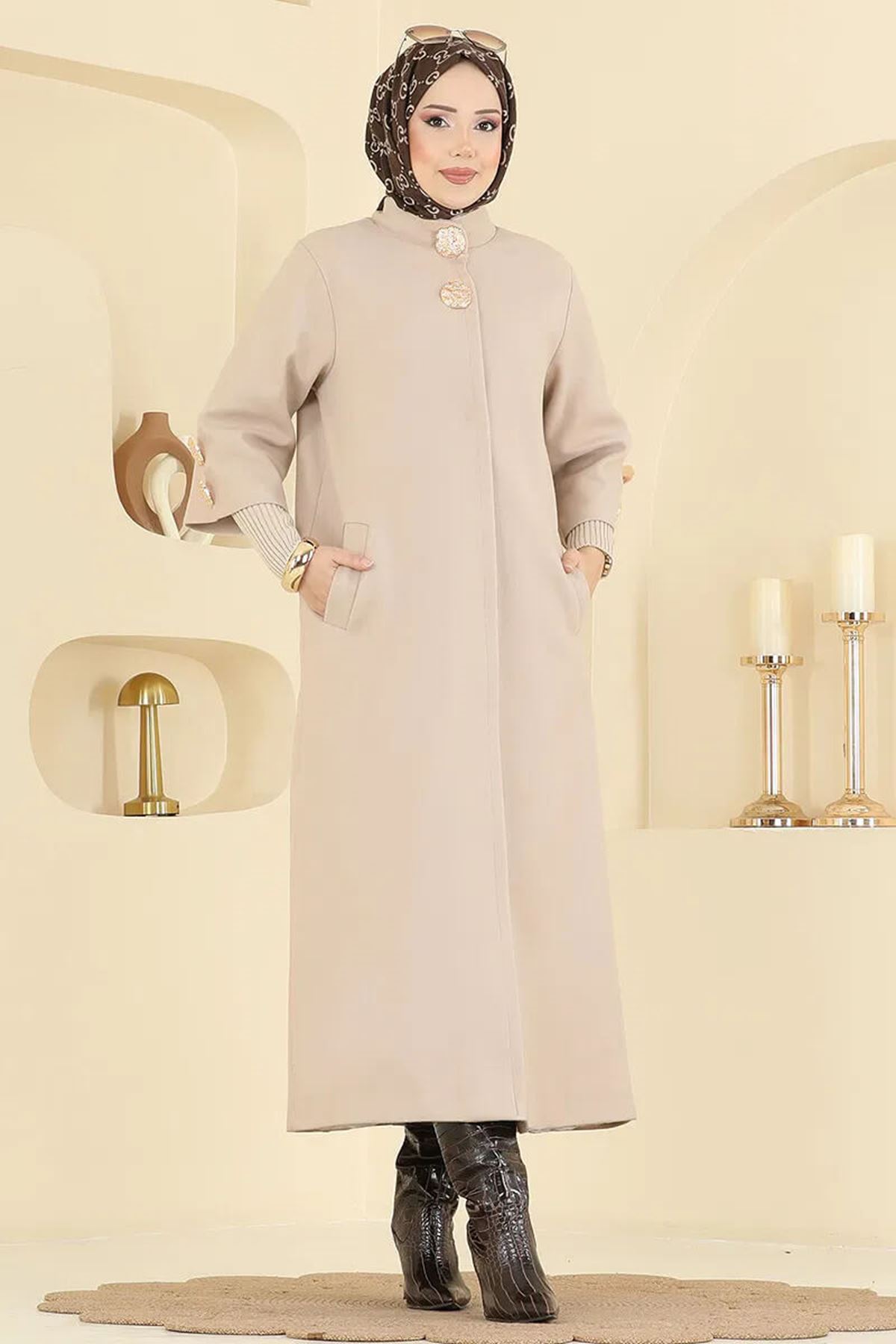 Gold Düğme Detaylı Kaban Vizyon