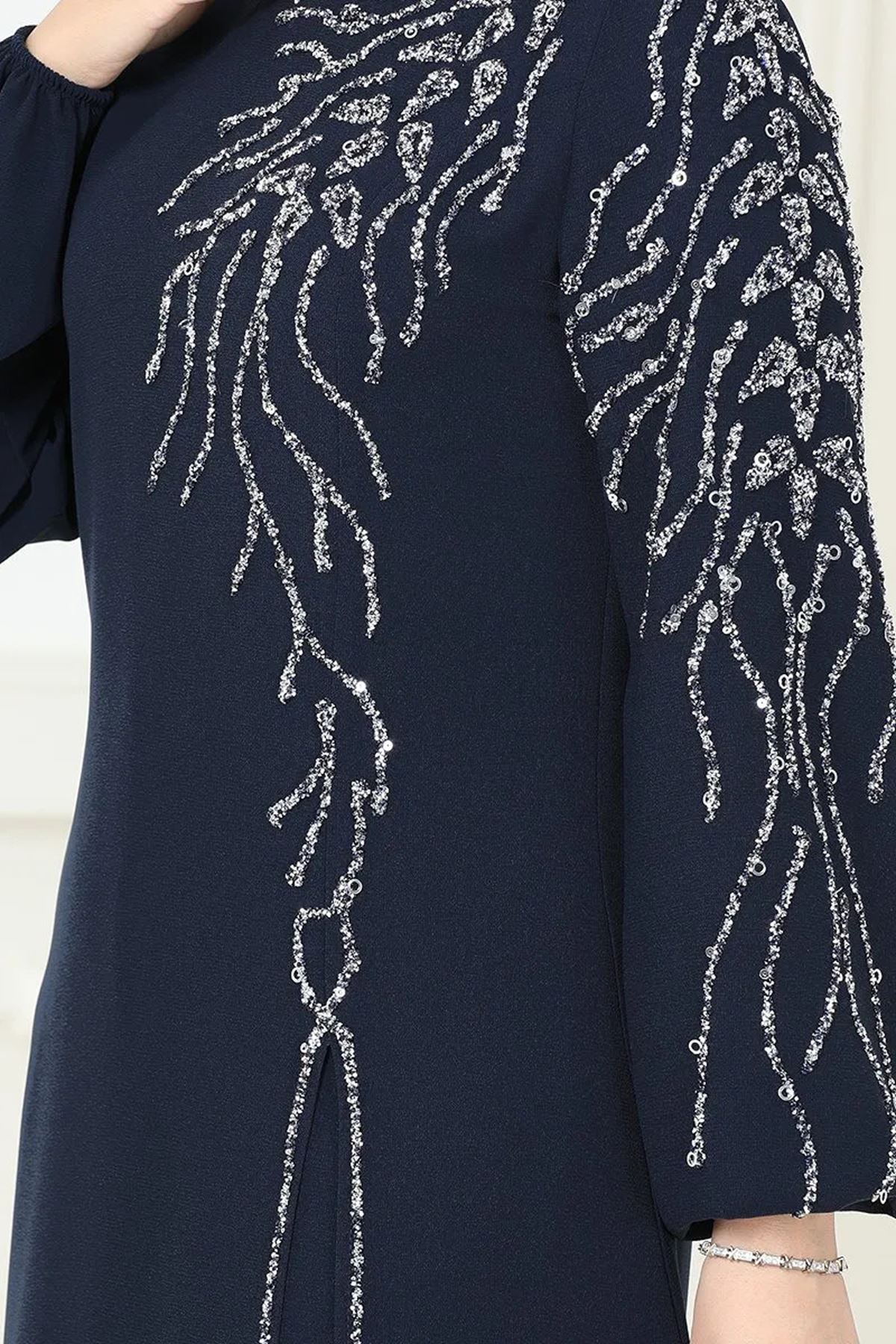 Taşlı Şık Takım Laci