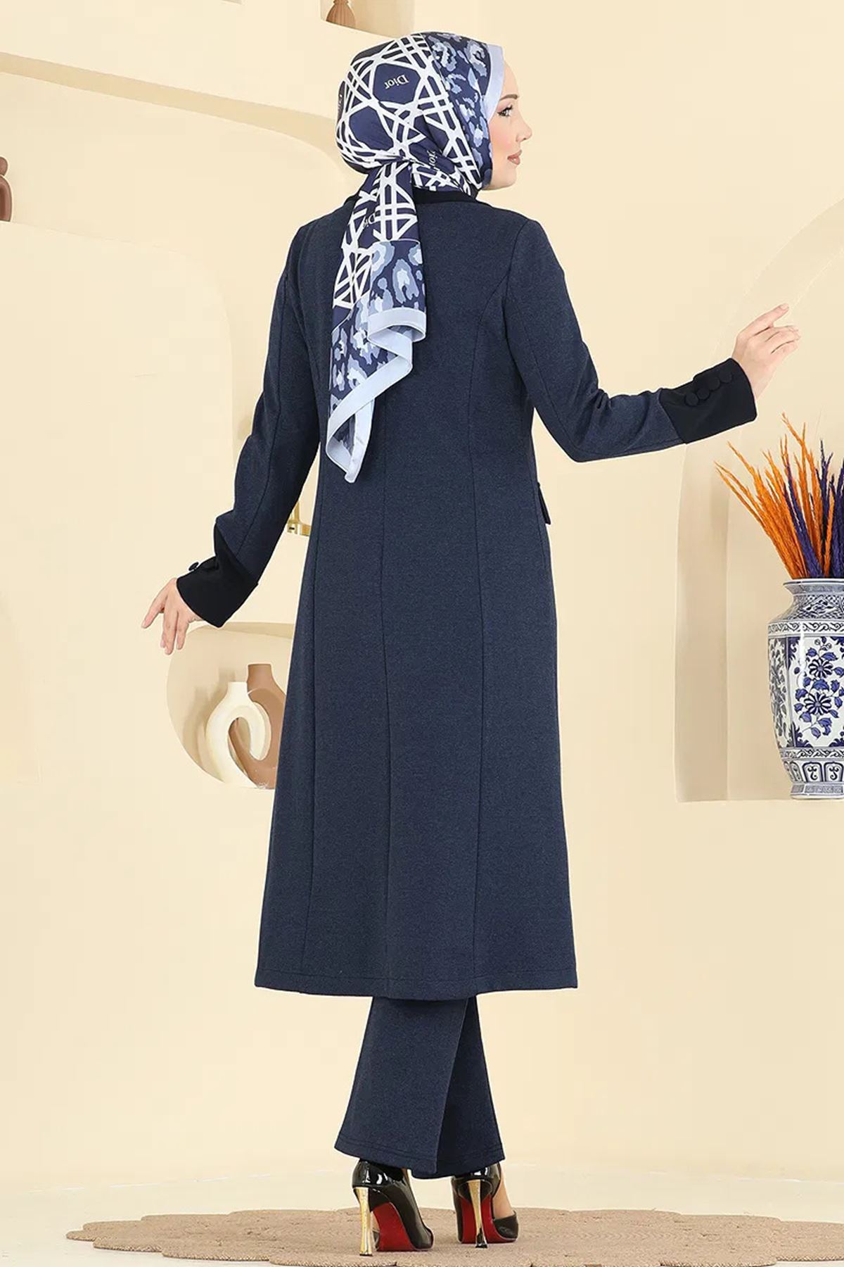 Kruvaze Yaka Kombin Laci