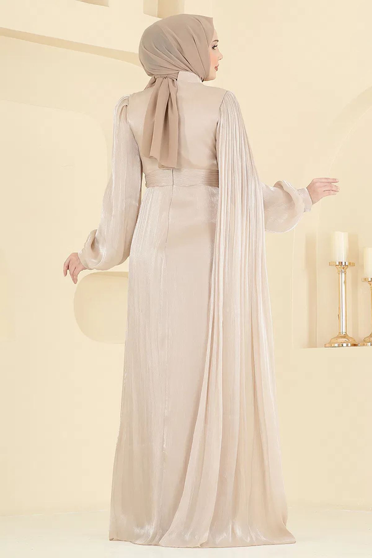 Çiçek Detaylı Abiye Krem