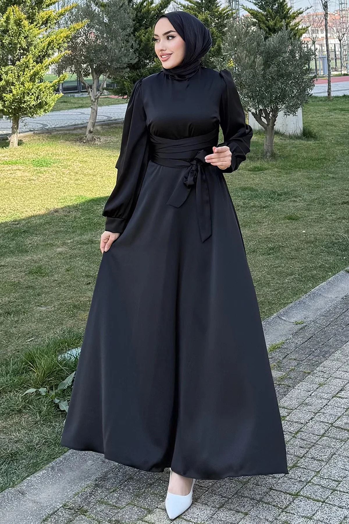 Beli Çapraz Kuşaklı Saten Abiye Siyah