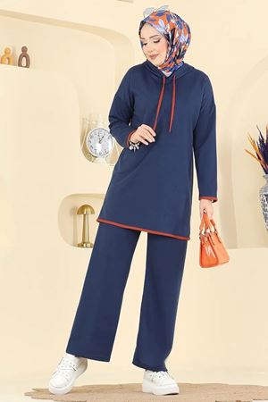 Kapşonlu Takım - Laci