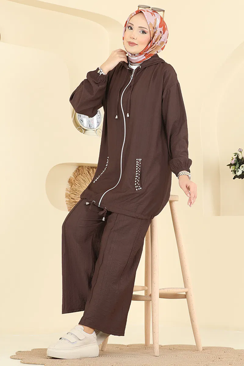 Cepleri Taş Detaylı Takım Kahve