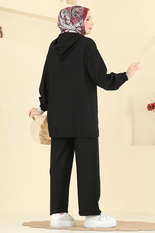 Cepleri Taş Detaylı Takım Siyah