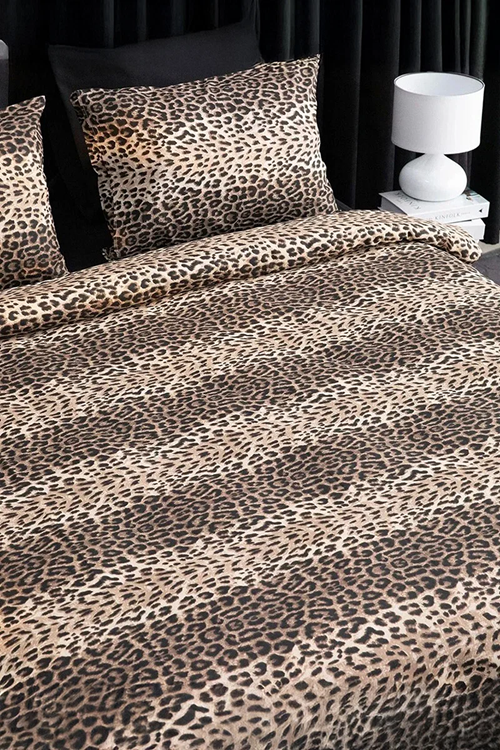Çift Kişilik Leopar Desenli Nevresim Takımı