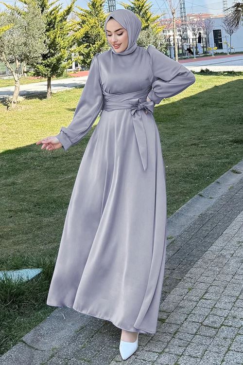 Beli Çapraz Kuşaklı Saten Abiye Gri