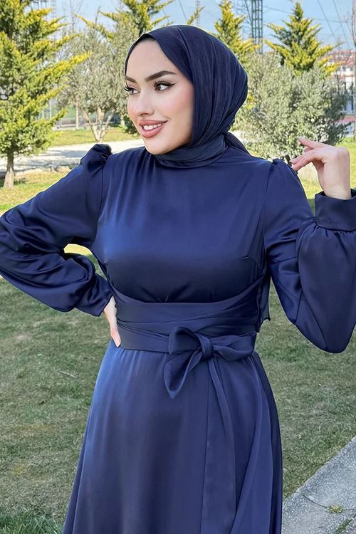 Beli Çapraz Kuşaklı Saten Abiye Laci