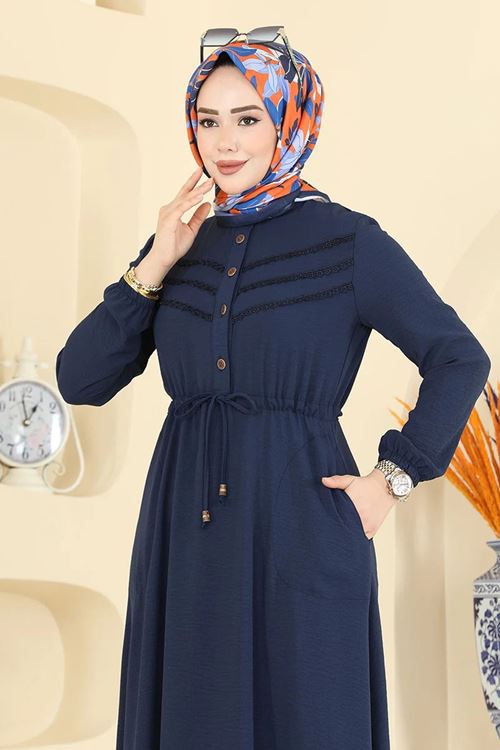 Beli Bağcıklı Elbise Laci